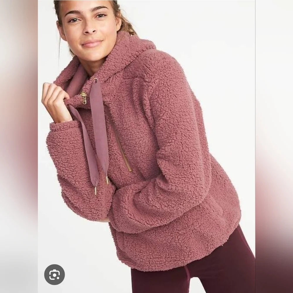 Cozy Sherpa Sweatshirt Hoodie/ Perfect Winter Hoodie - Picture 1 of 7